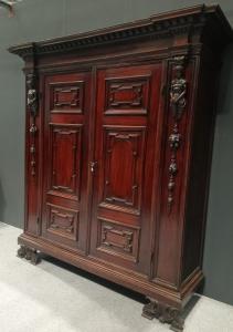 Lombard wardrobe with caryatids